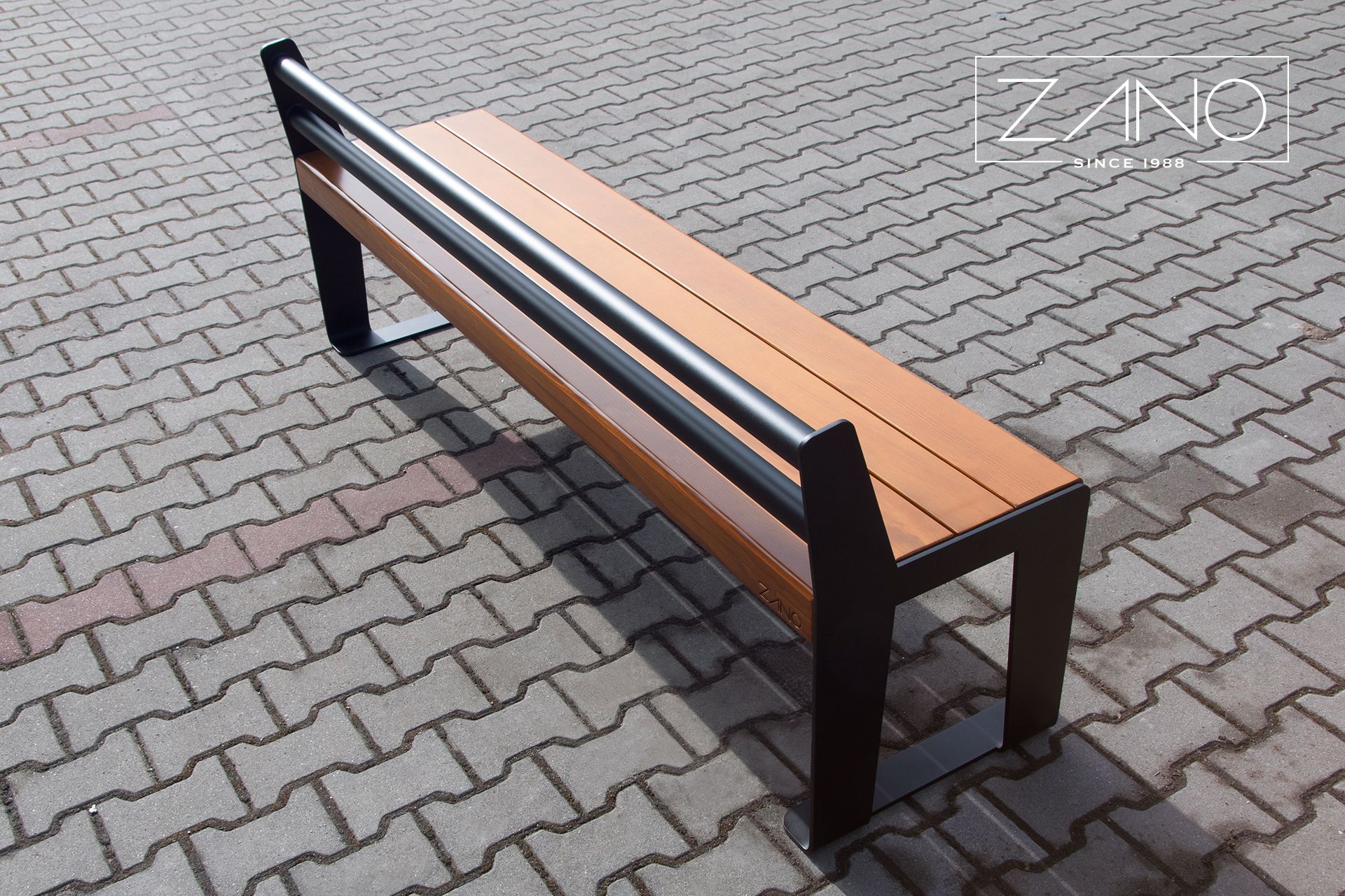 outdoor bench made of carbon steel painted 9005 RAL